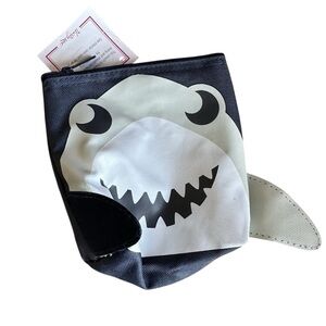 Thirty-One Cool Zip Snacker NEW Shark